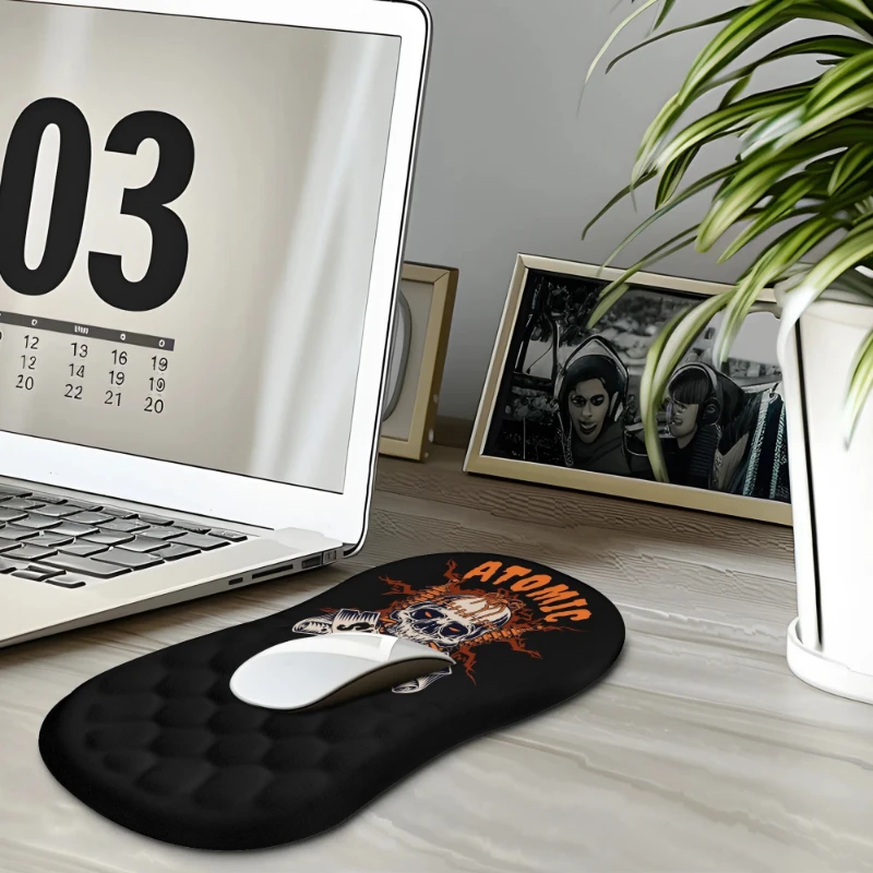 Atomic Spider Comfortable Mouse Pad Wrist Support +